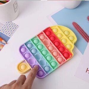 5/$20 Popsicle Poppet Free With Bundle